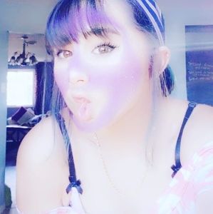 Meet your Posher, Desiree